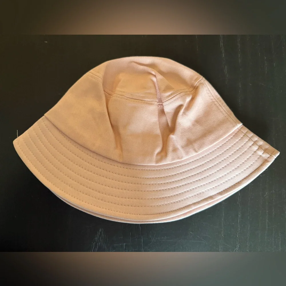 Pink‎ Bucket Hat with Smiley Patch